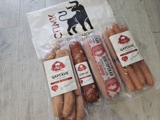 Вкусный подарок от бизнеса: семьи с детьми из Сергиева Посада будут сыты и довольны в Новый год