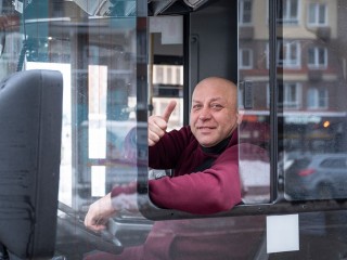 Минимум — ₽120 тыс.: вакансия мечты открыта для тех, кто любит водить