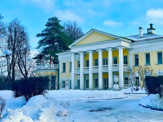 «Елка в Горках»: музей-заповедник восстановил легендарный новогодний вечер Ленина