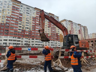 В поселке ВНИИССОК начали строительство нового детского сада на месте аварийного