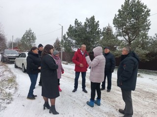 «Мосавтодор» приведет в порядок обочину и кюветы на Горького в Вербилках