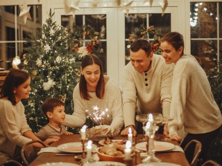 Психолог объяснила, почему видновчанам не стоит встречать Новый год в синих и черных цветах