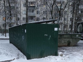 Коммунальщики привели в порядок контейнерные площадки в двух локациях