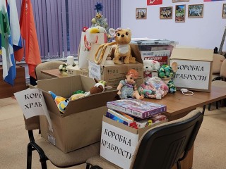 Волонтеры и ветераны подарили игрушки и мебель детскому отделению Раменской больницы