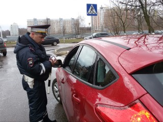 Куда идут деньги со штрафов за автокресла? Названа польза для водителей