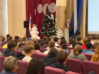 Депутаты и эксперты рассказали ступинским старшеклассникам, как выбрать профессию