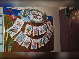 Что грозит лотошинцам за новогоднее украшение подъезда