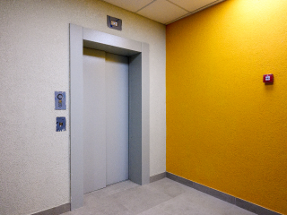 В Химках восстановили работу лифтов в ЖК «Солнечная система» после жалоб жителей