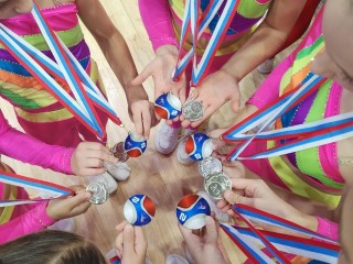 Луховичанки стали победителями и призерами нескольких соревнований по фитнес-аэробике