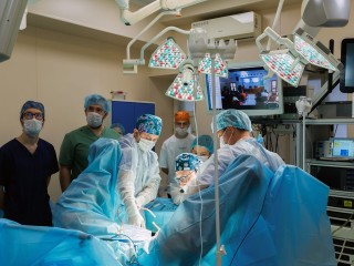 На теле вырос арбуз: хирурги еле справились с напастью