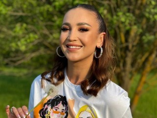 От женихов нет отбоя: Бузова рассказала о внимании молодых поклонников