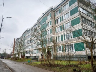 Протечки не страшны: в пятиэтажке в микрорайоне Юбилейный починили крышу