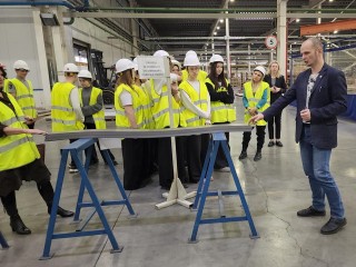 Как делают лифты: старшеклассники Серпухова побывали на заводе