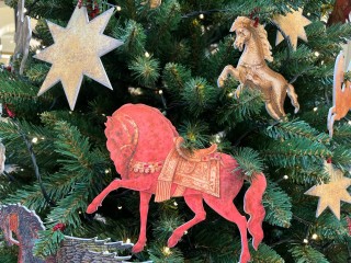 Свежие идеи для декора: как создать новогоднее настроение своими руками и почти без затрат