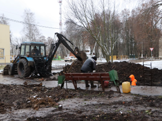 Не дали замерзнуть: коммунальщики устранили прорыв на теплотрассе в Успенском