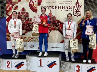 Фехтовальщица бронницкой СШОР взяла золото на Всероссийских соревнованиях