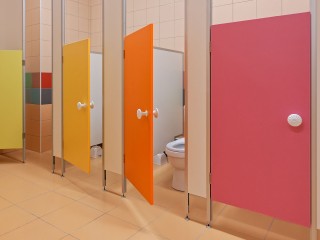 Не только дискомфорт: какие опасные для жизни состояния может спровоцировать геморрой