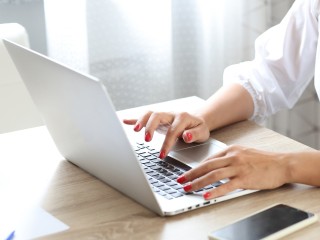 «Реальный удар по нервной системе»: чем опасна удаленка?