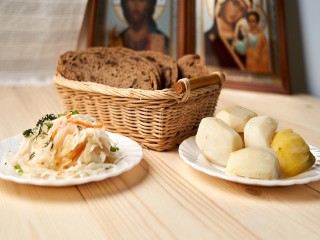 Жителям Долгопрудного рассказали о полном расписании Рождественского поста