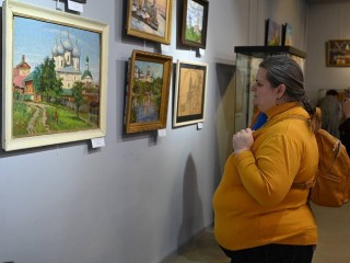 Выставка «Семейный альбом» откроет двери в мир семейных ценностей в галерее «Каретный сарай»