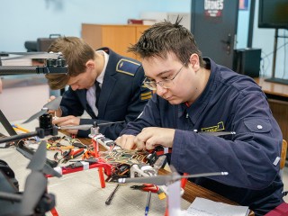 Пилотов БПЛА будут готовить в школах и колледжах Подмосковья