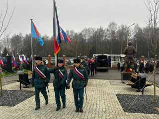 Павловопосадцы простились с героем СВО Сергеем Котовым