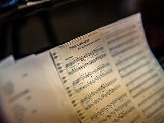 Музыкальная индустрия обновила рекомендации по контенту с упоминанием наркотиков