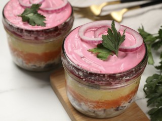 Ленивая селедка под шубой: сразу 4 мгновенных рецепта от бронницкого шефа