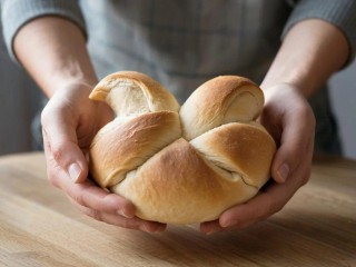 Какой народный праздник отмечают 6 декабря 2025: что можно и нельзя делать на Митрофанов день