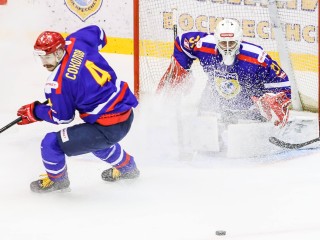 «Химик» снова побеждает: воскресенцы завершили матч против «Челмета» со счетом 4:1