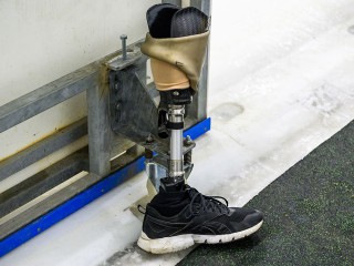 Прохожий помог упавшему ветерану СВО в Одинцове