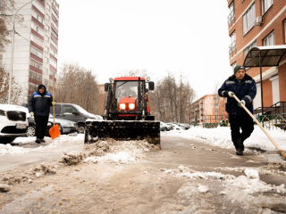 В Люберцах выпало 30% месячной нормы осадков: на уборку снега вышли более 50 единиц техники