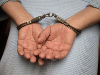 Довели до ломбарда: у 17-летней жительницы Одинцова выманили дорогие часы родителей