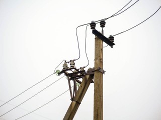 Электричество в домах Павловского Посада планируют включить к вечеру — сразу после ремонта