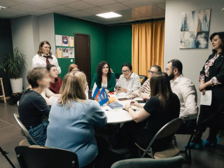 Семьям участников СВО рассказали о мерах поддержки на встрече в микрорайоне Южный