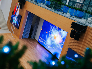 Мастер-классы и квизы для всей семьи: в Технолицее учили планировать время с помощью ИИ