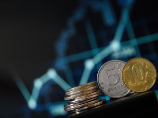 Долг почти на каждом, включая младенцев? Статистика беспощадна