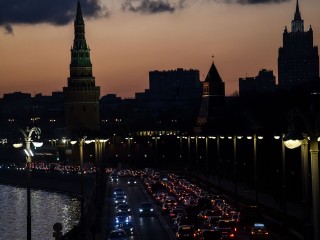 Вся Москва стоит: пробки 11 декабря перекрыли все дороги, водители не могут проехать