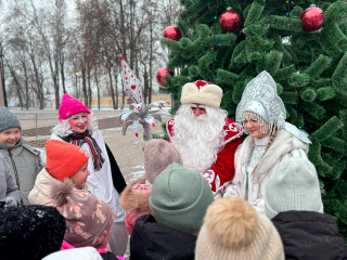 Зарайцы окунулись в атмосферу зимней сказки в сквере Дворца культуры