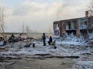 Епифанцев сыграл «Батю»: в деревне-призраке под Луховицами сняли сериал об СВО