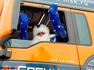 Волшебники парков передали письма ногинских детей лично помощникам Деда Мороза