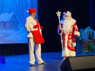 Письма Деду Морозу сработали: в Солнечногорске детям вручили именно то, что они просили