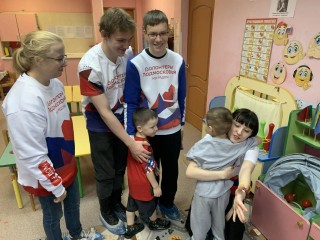 Необычный доброурок организовали бронницкие волонтеры в детском саду