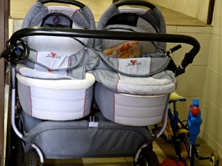 Сына назвали Сергеем: глава округа поздравила героя Подмосковья с рождением наследника