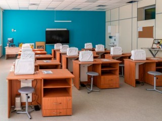 Пригвоздить к столбу позора: столичного школьника-хама захотели оставить на второй год