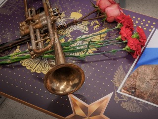 Память о добром воине: в школе Егорьевска открыли «Парту Героя» в честь участника СВО Александра Афанасьева