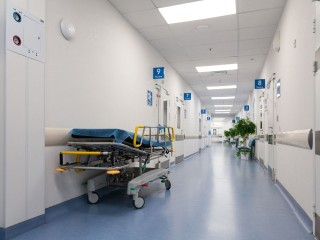 В двух миллиметрах от катастрофы: врачи Центра Рошаля нашли в теле ребенка то, чего там точно не должно быть