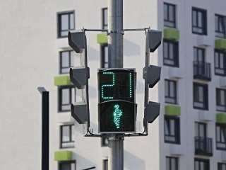 Теперь переходить безопасно: светофор появился рядом с бульваром Кузнецова