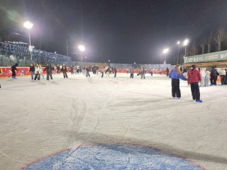 Все на лед!: главный каток округа будет работать и в канун Нового года