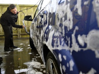 Масштабные проверки автомоек в Одинцове: нарушения водоотведения обнаружены на 109 из 136 объектов